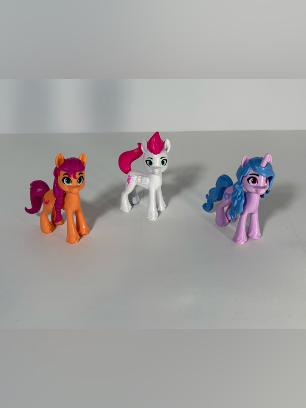 My Little Pony G5 Figure Lot - Sunny Starscout, Izzy Moonbow, Zipp Storm -Hasbro